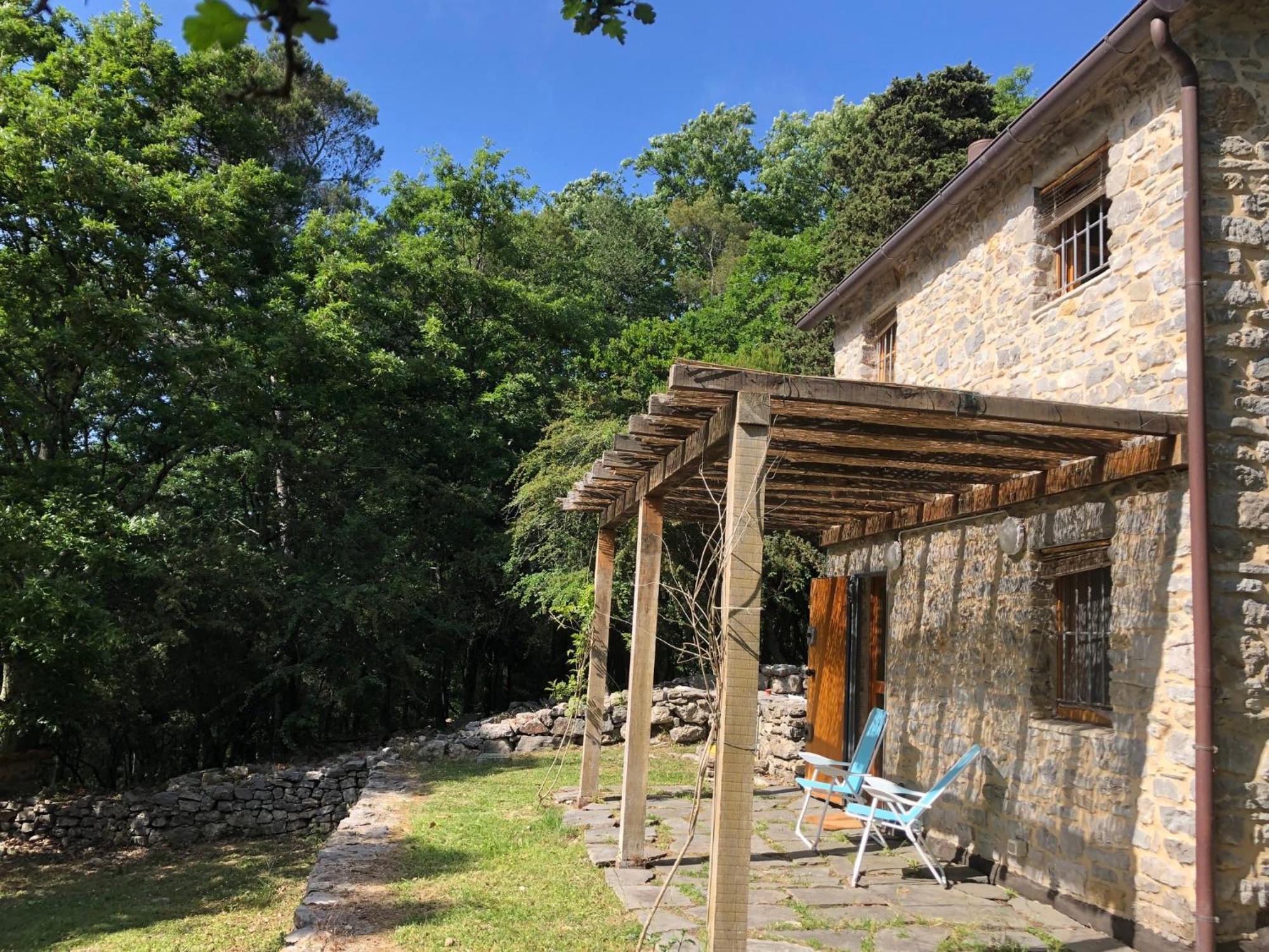 Вилла Casa Nel Bosco Sul Golfo Dei Poeti - Cipressi Монте-Марчелло Экстерьер фото